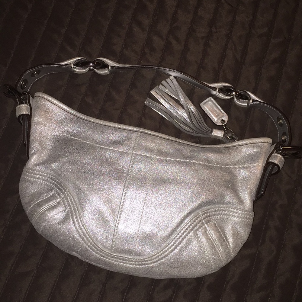 Coach silver hobo